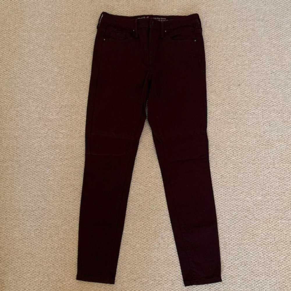 Mossimo Denim burgundy high rise skinny jeans/size 4 (27)
